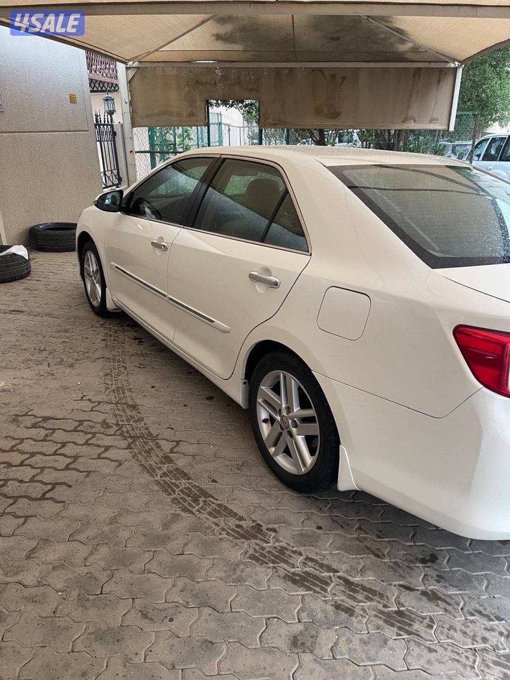 كامري GLX ٢٠١٥ الساير عداد ١٤٧ ألف شرط الفحص صبغ وكاله ماعدا قطعتين4