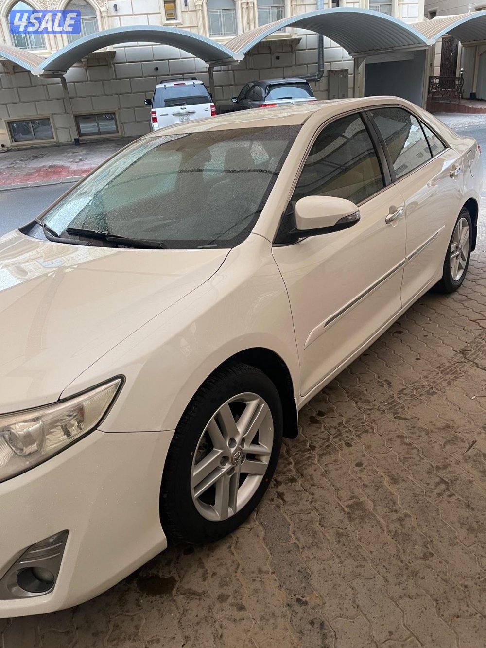 كامري GLX ٢٠١٥ الساير عداد ١٤٧ ألف شرط الفحص صبغ وكاله ماعدا قطعتين3