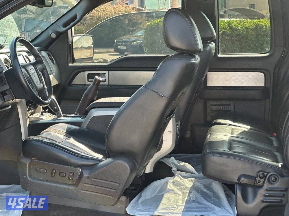 للبيع وانيت فورد رابتر SVT v85