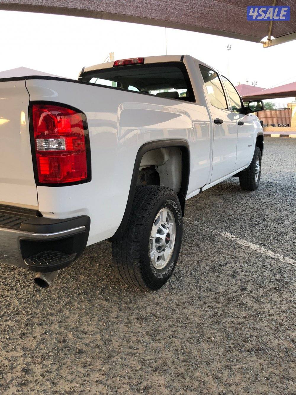 سييرا HD ٢٠١٨ بهبهاني عداد ٣٢٠ ألف شرط الفحص صبغ وكاله قمارتين دبل قير1