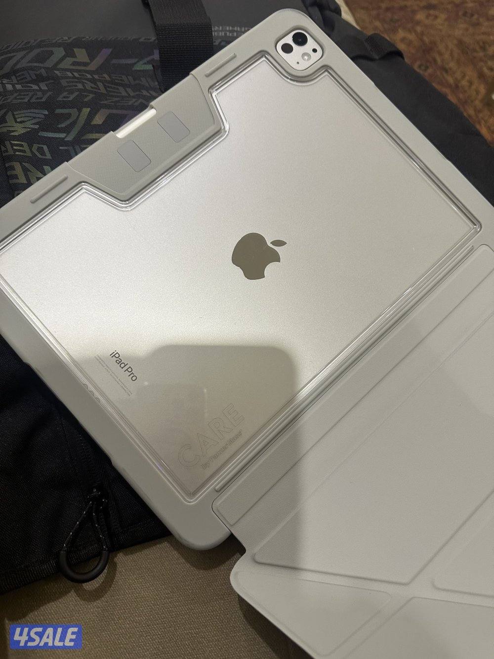 للبيع ايباد نظيف واستعمال خفيف ولا فيه مشاكل الحمدلله1