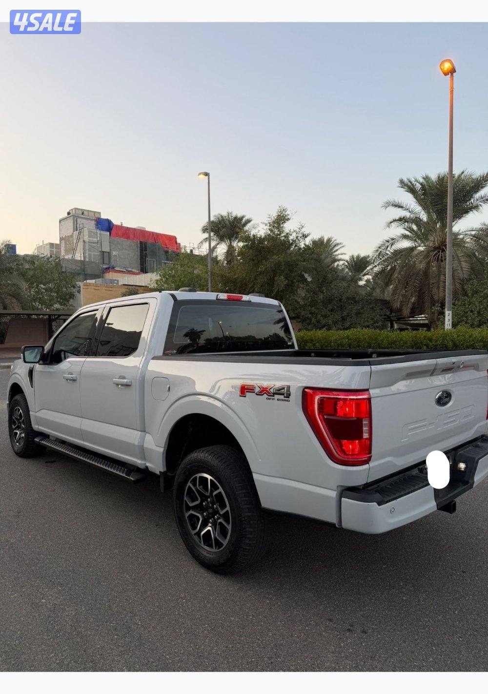 للبيع FX4 - صبغ وكاله - عداد ١٠٤2