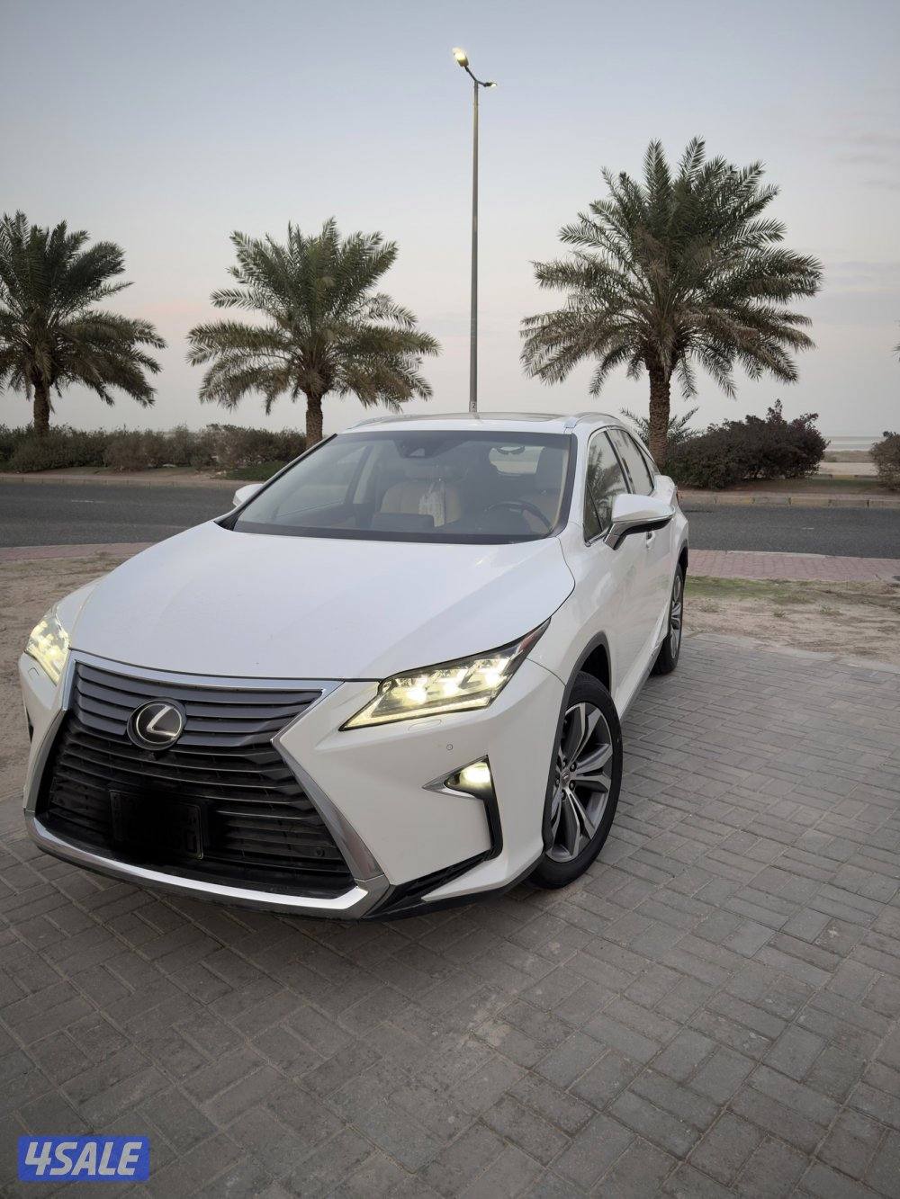 للبيع لكزس RX350 موديل20161