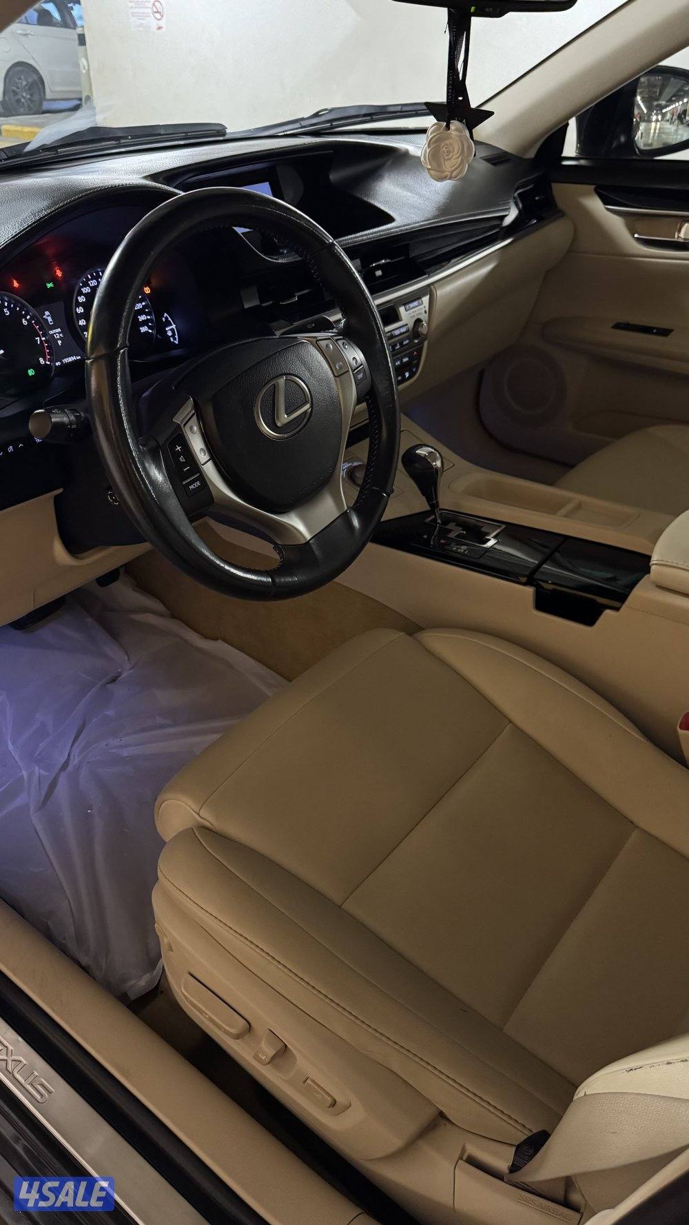 للبيع لكزس es3