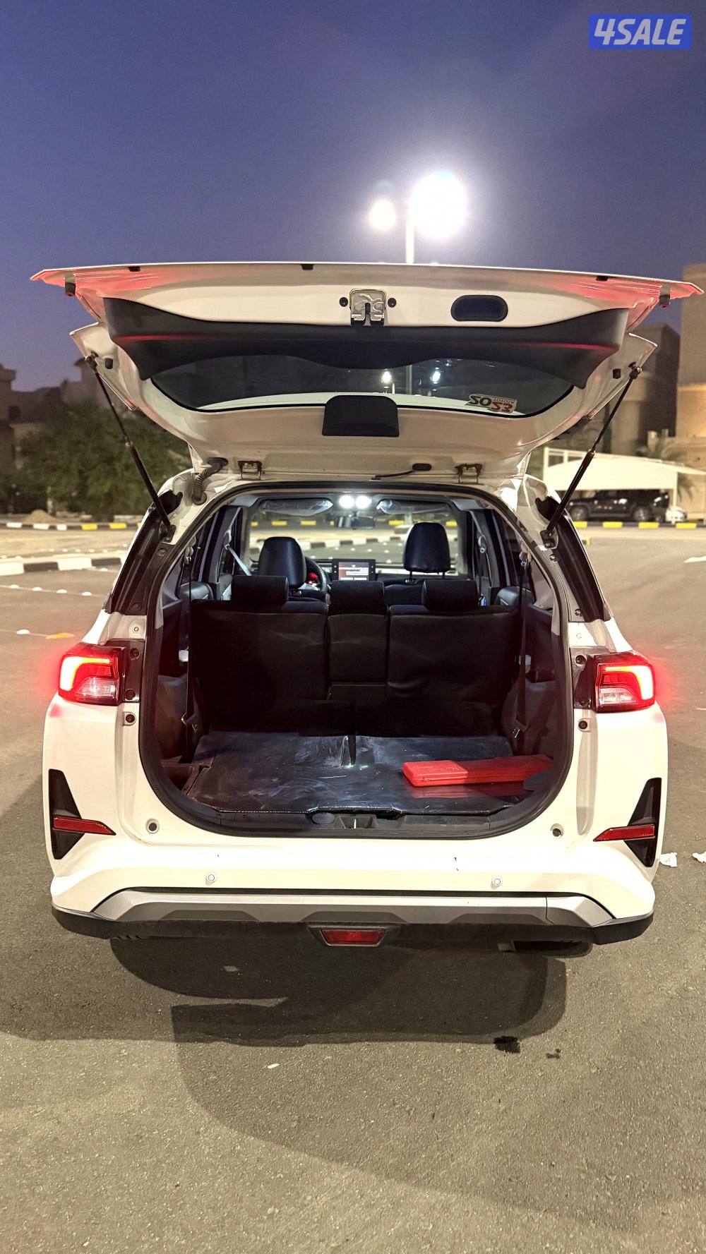 للبيع تيوتا فيلوز 2023 صبغ الوكاله بالكامل شرط الفحص2