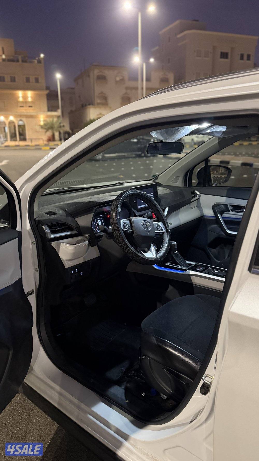 للبيع تيوتا فيلوز 2023 صبغ الوكاله بالكامل شرط الفحص7