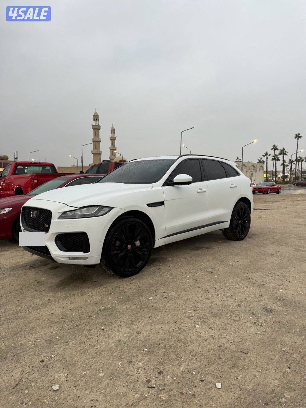 جاكور F-PACE S2