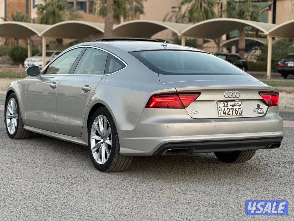 للبيع اودي A7 كواترو ماشي ٩١ الف كيلو2
