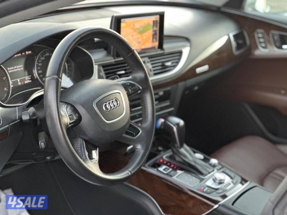 للبيع اودي A7 كواترو ماشي ٩١ الف كيلو5