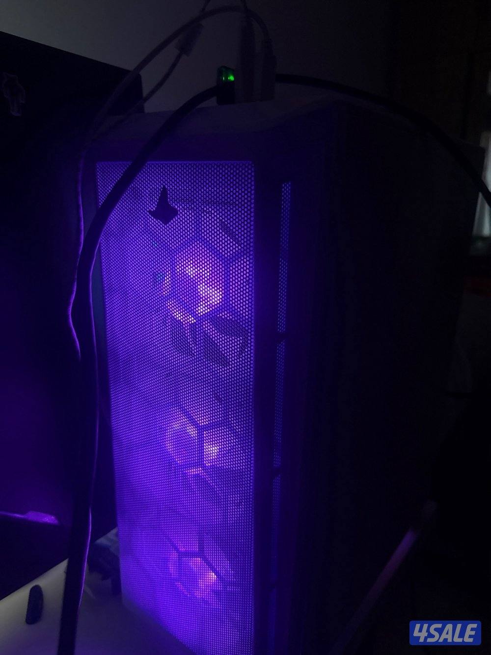 Pc للبيع rtx 4060 مع ماوس وكيبورد شبه جديد2