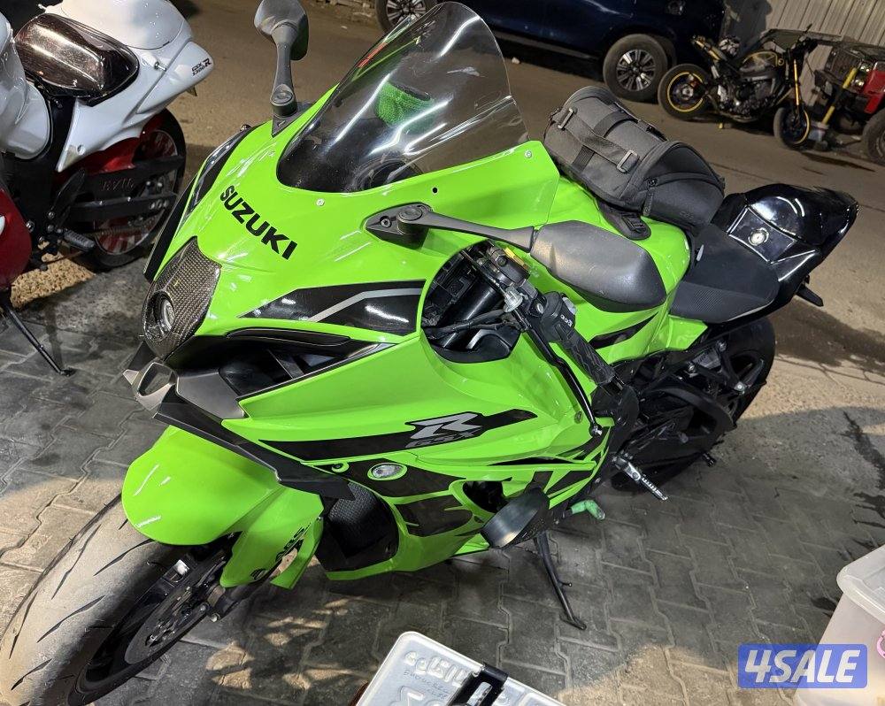 سيكل سوزكي r10003