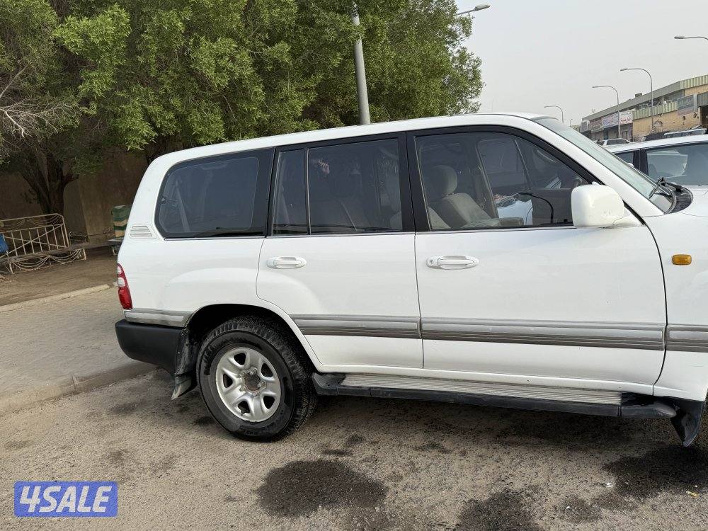 للبيع لاندكروزر موديل 2001 شرط الفحص قير مكينة شاصي0