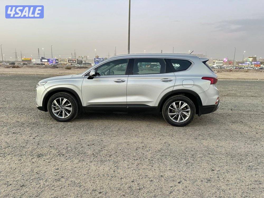 هيونداي سنتافي ٢٠١٩ بحالة ممتازة جداً7