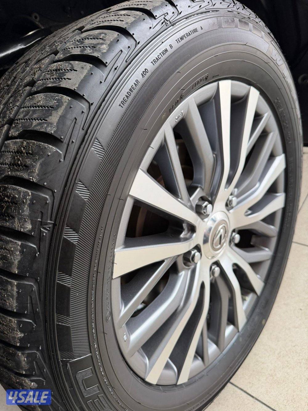 للبيع LX570 - صبغ وكاله - عداد ١٠٤10