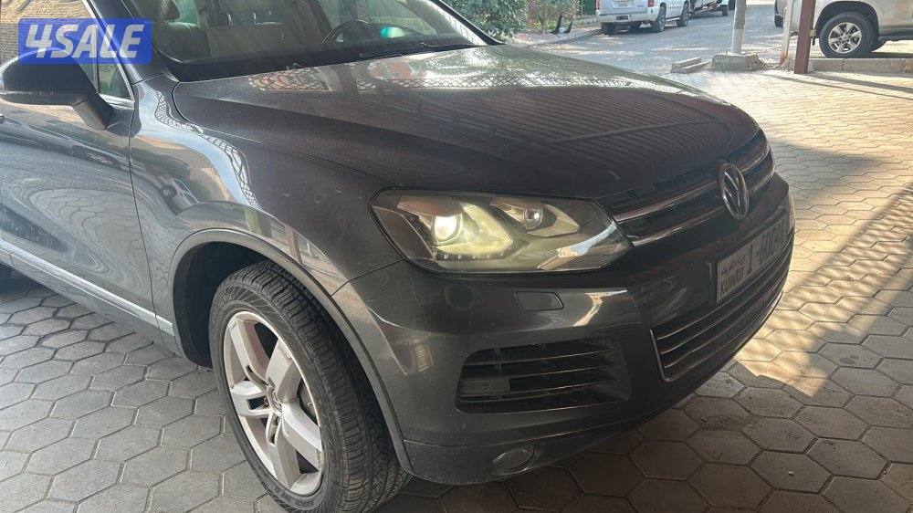 للبيع جيب طوارق ٢٠١٥2