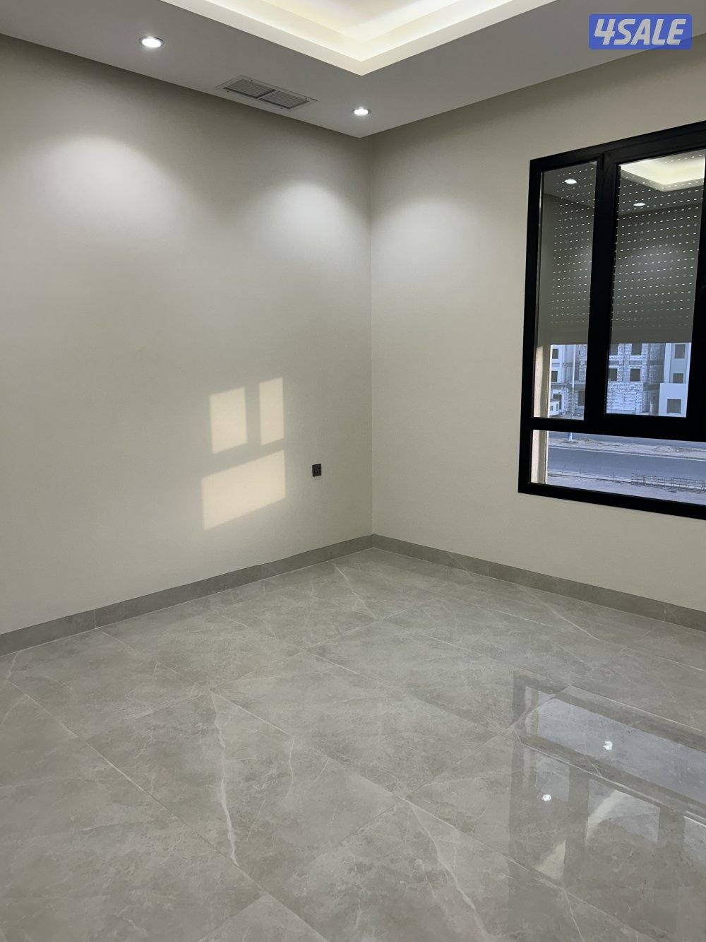 للايجار شقه بالمطلاع n1 ٣غرف وصاله و٣ حمامات مدخل ومخرج سهل1