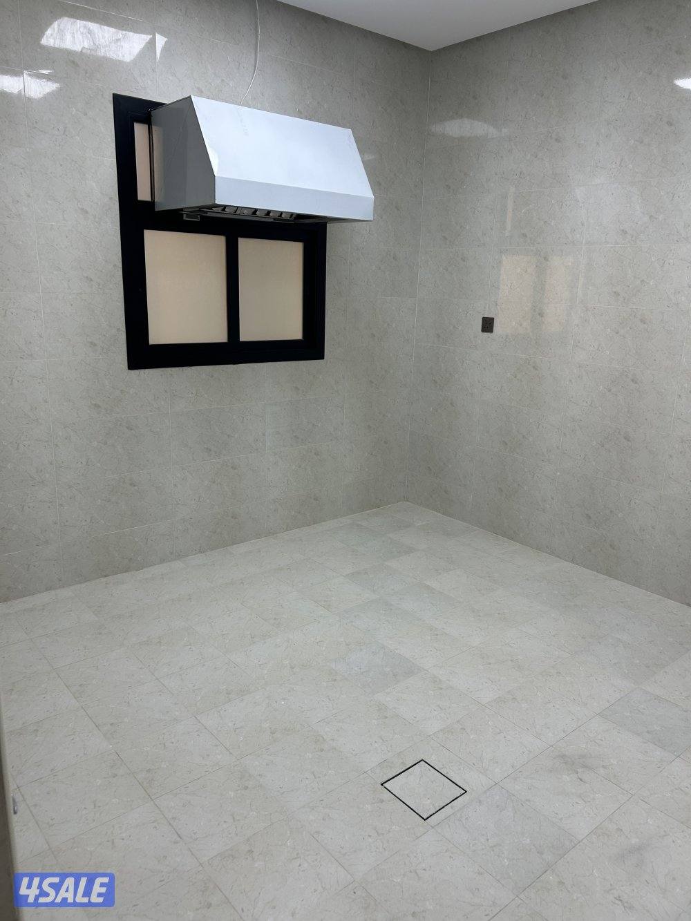 للايجار شقه بالمطلاع n1 ٣غرف وصاله و٣ حمامات مدخل ومخرج سهل6