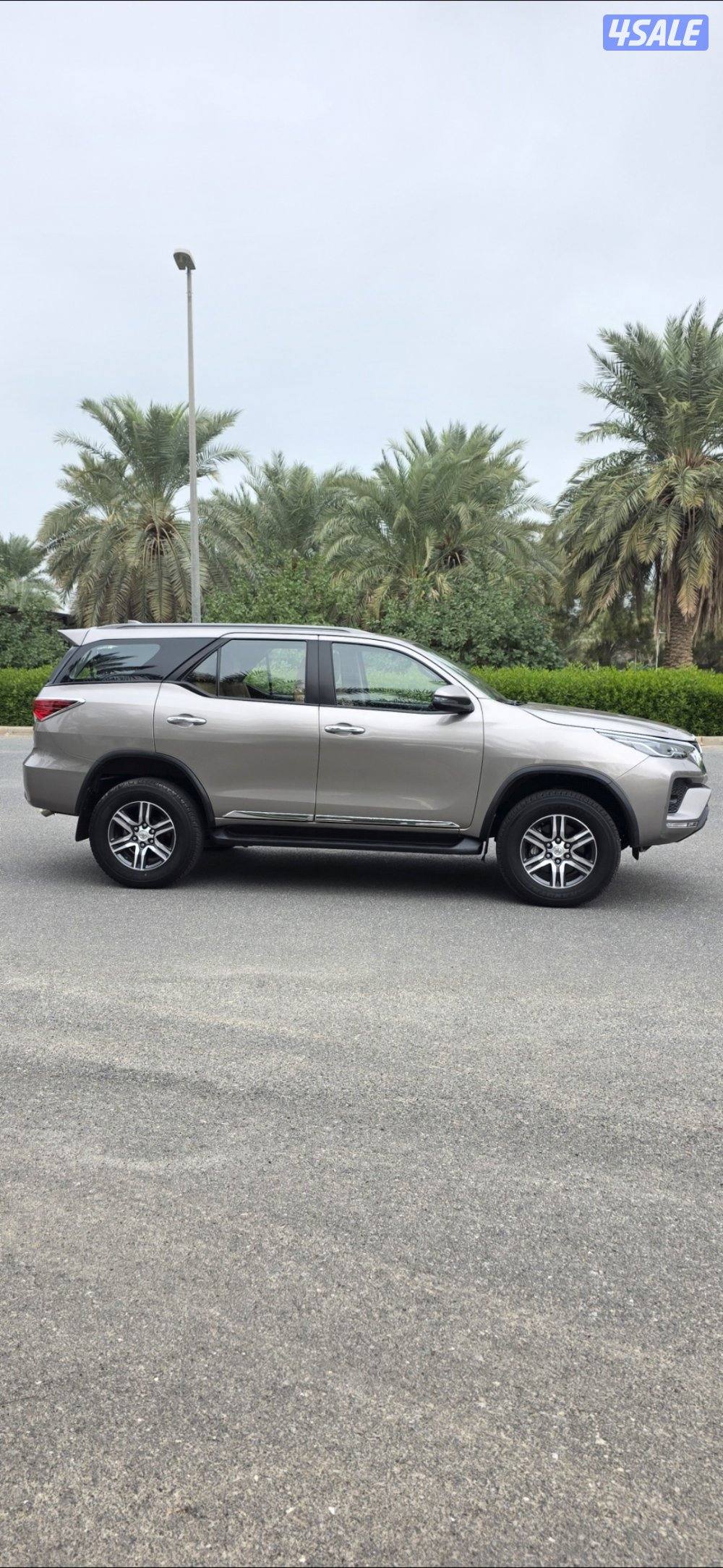 للبيع فورتنر 2023صبغ وكاله 6 سلندر ماشي 384