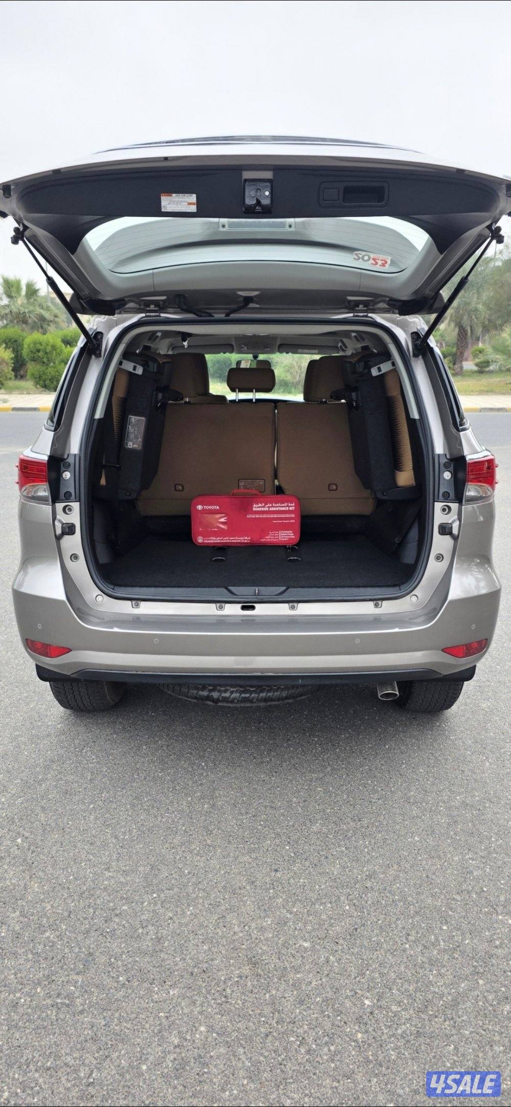 للبيع فورتنر 2023صبغ وكاله 6 سلندر ماشي 386