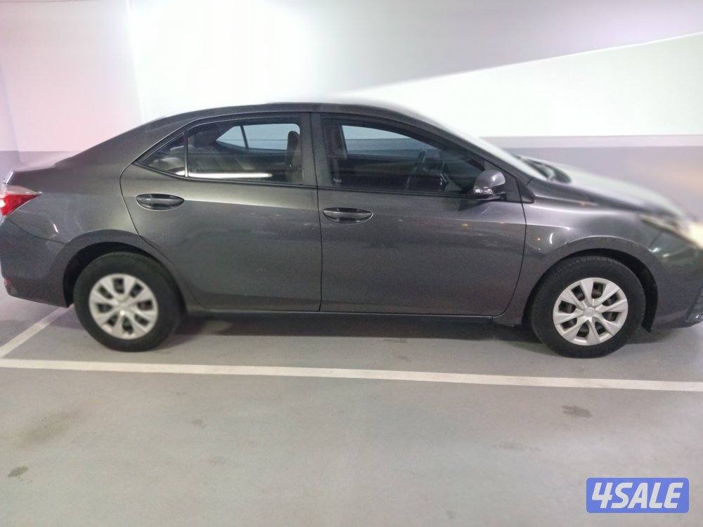 بيعة سريعة تويوتا كورولا 20194