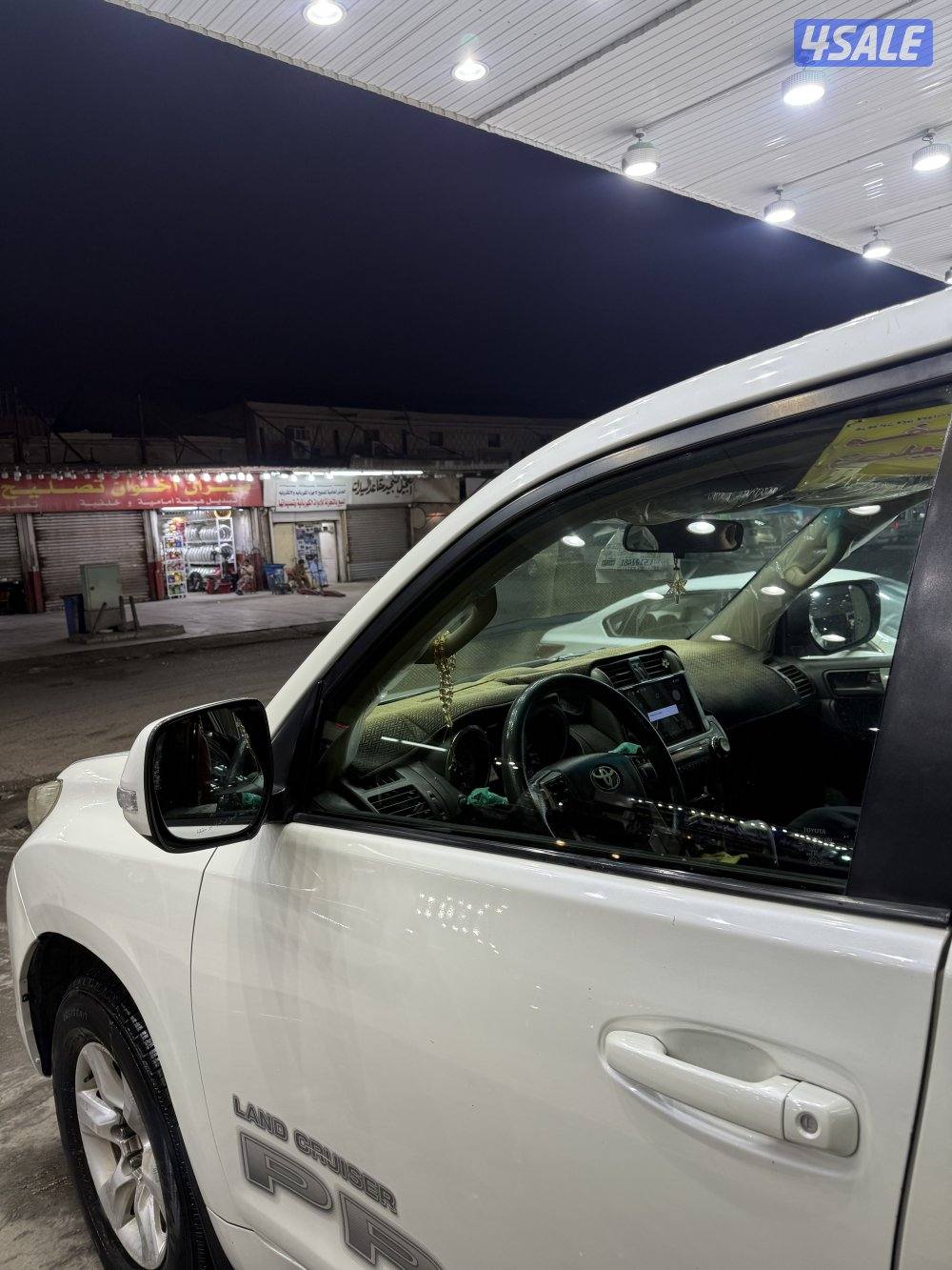 للبيع برادو ٢٠١١شرط قير ماكينه شاصي0