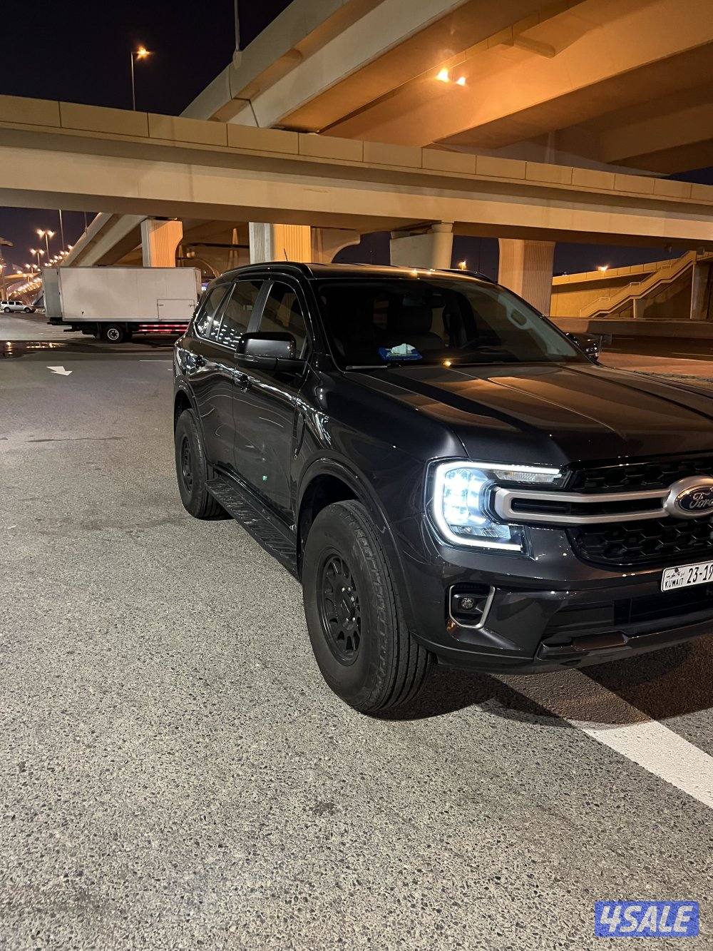 لليبع جيب فورد اڤريست8