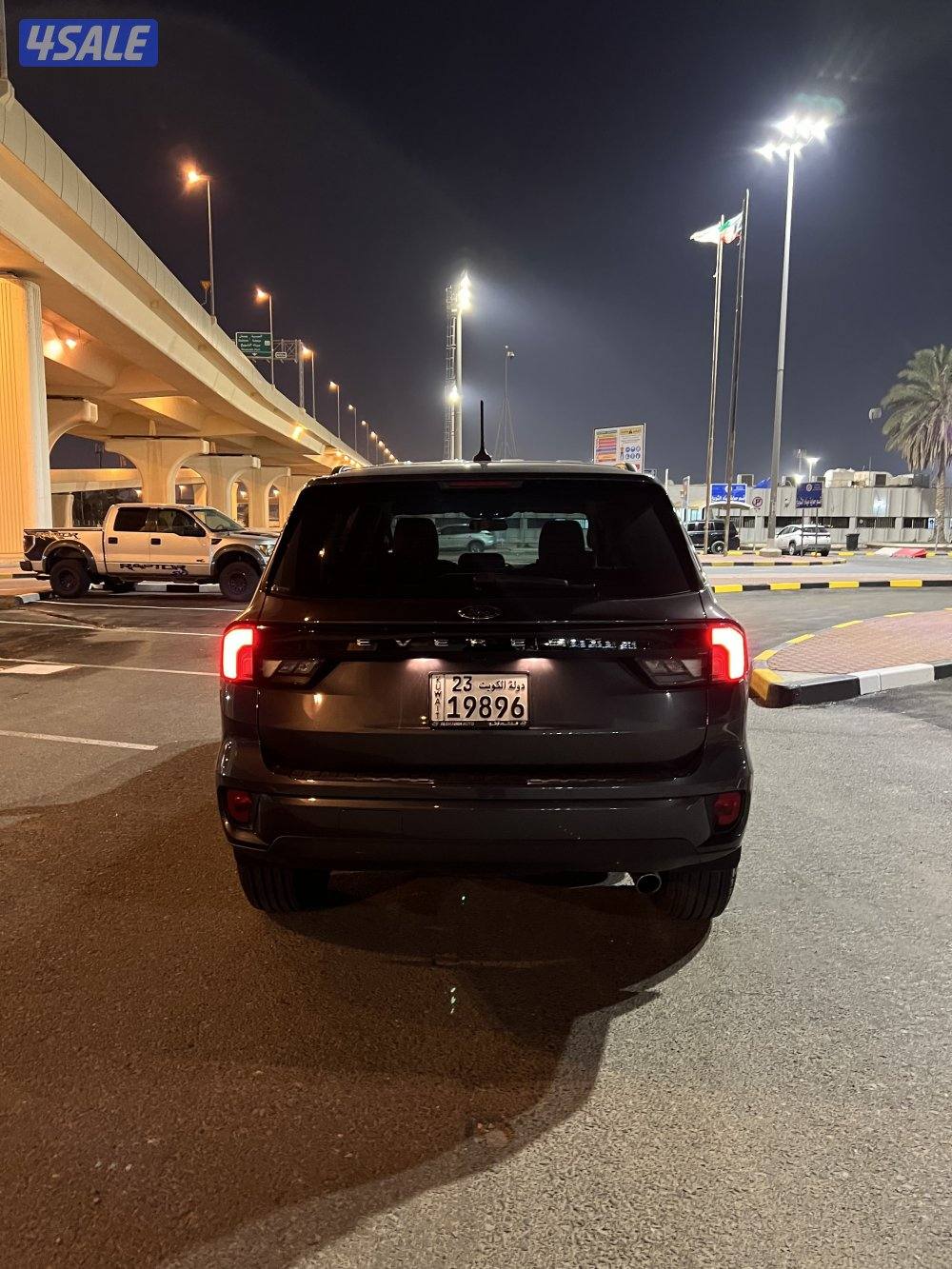 لليبع جيب فورد اڤريست9