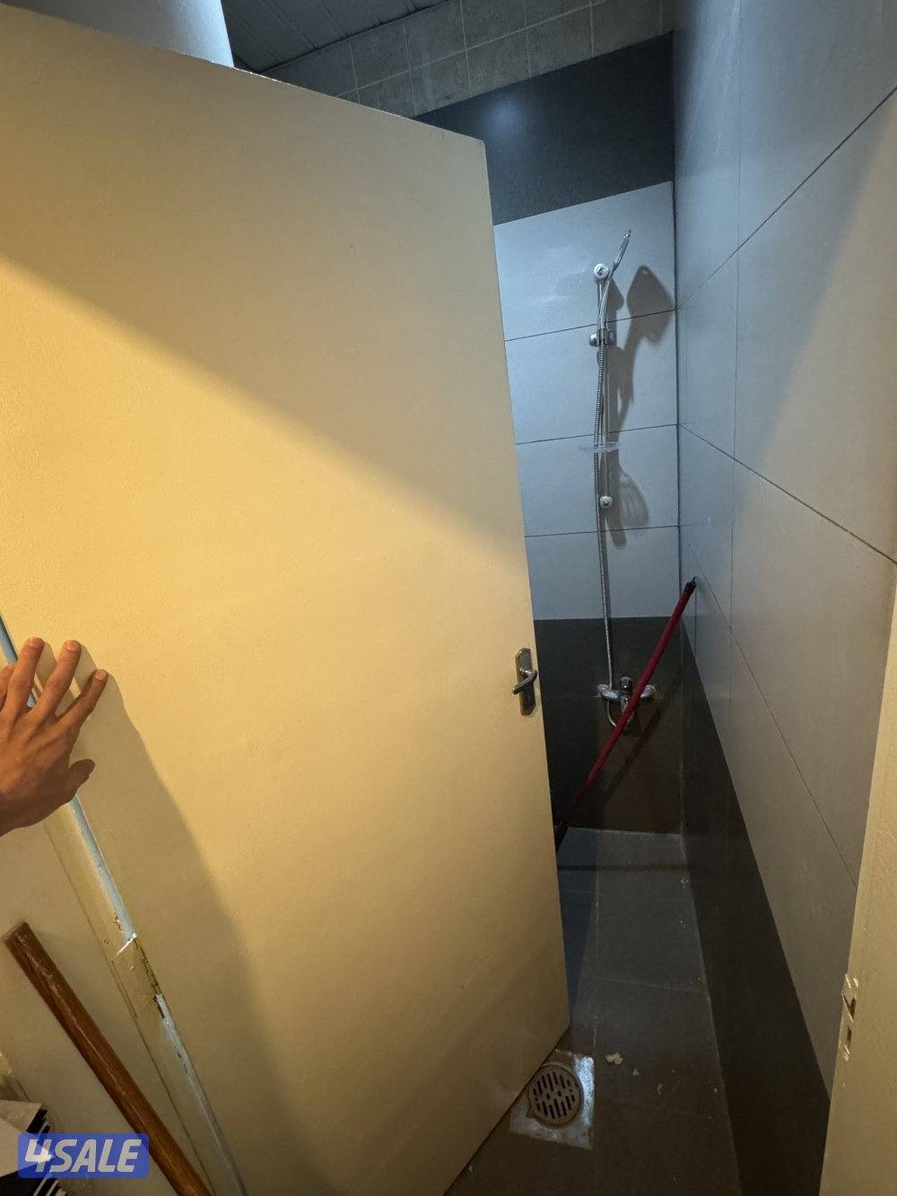 مكتب للايجار في العقيلة5