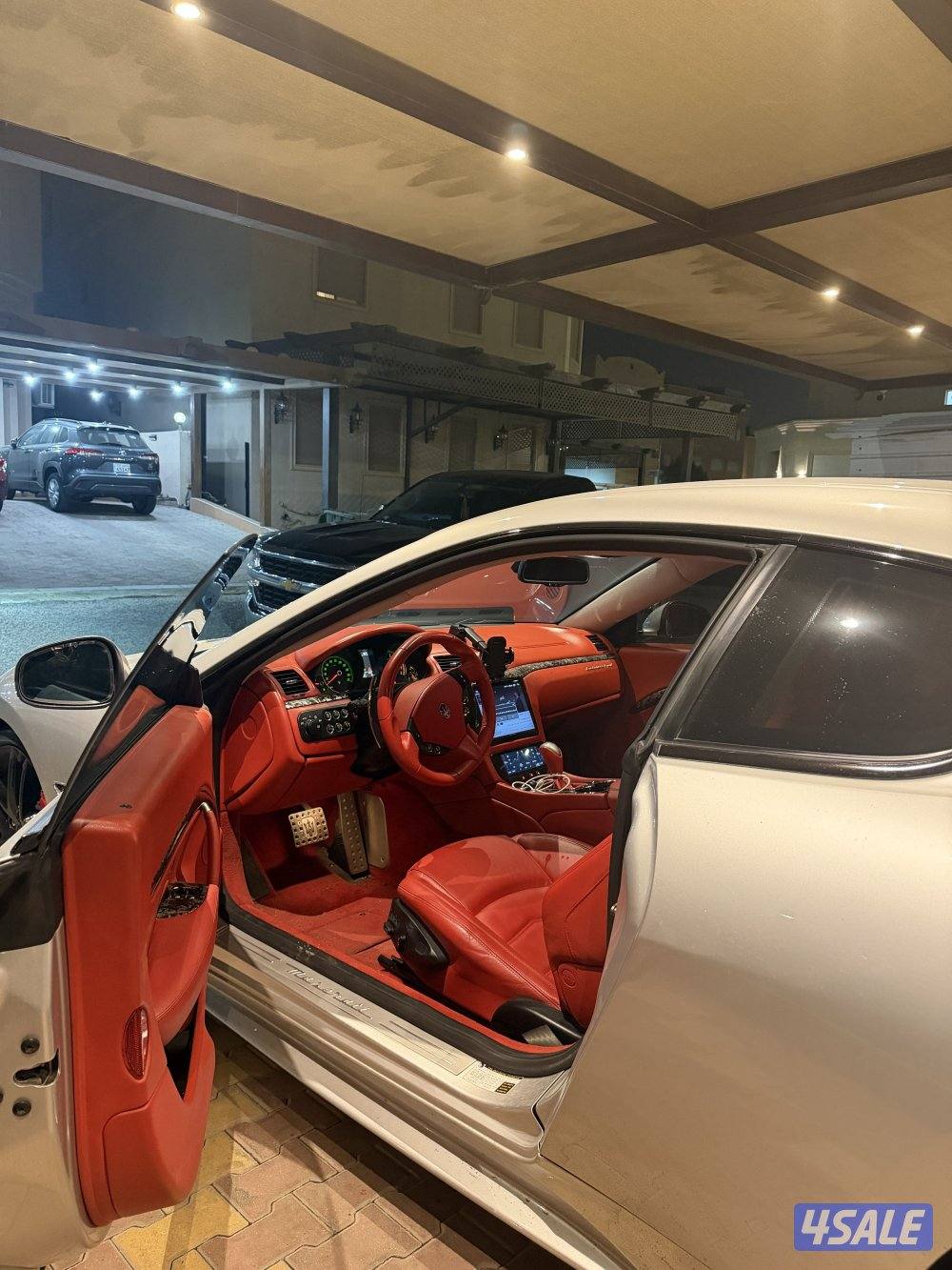 للبيع مازيراتي موديل ٢٠١٦ جرانتريزمو s2