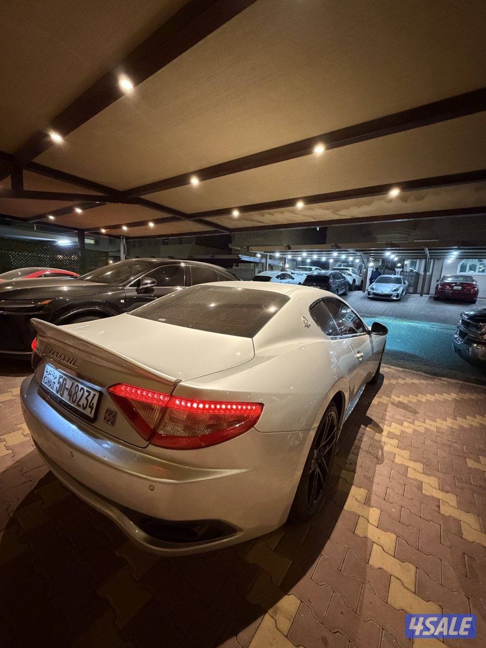 للبيع مازيراتي موديل ٢٠١٦ جرانتريزمو s5