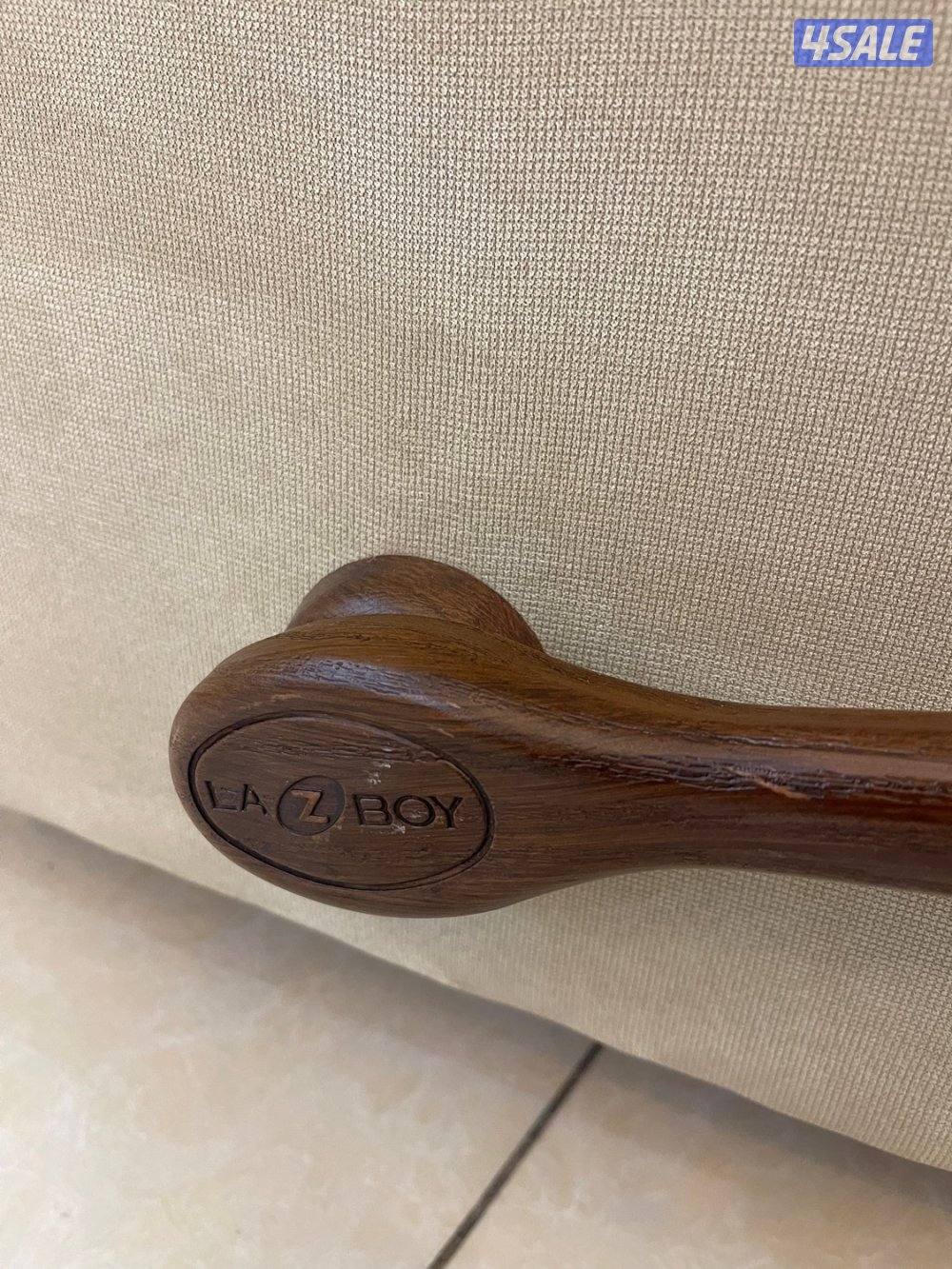 ليزي بوي الاصلي هزاز ويفرد استرخاء الاصلي وفي مكان اكواب قوي جدا3