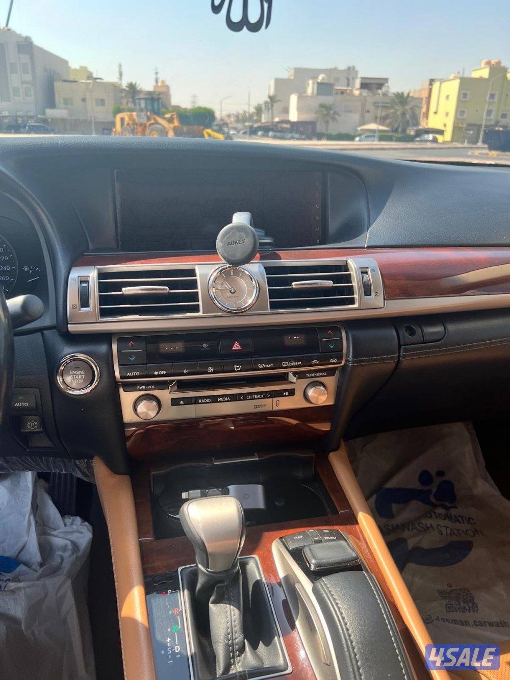 للبيع لكزس 460 صبغ وكالة9