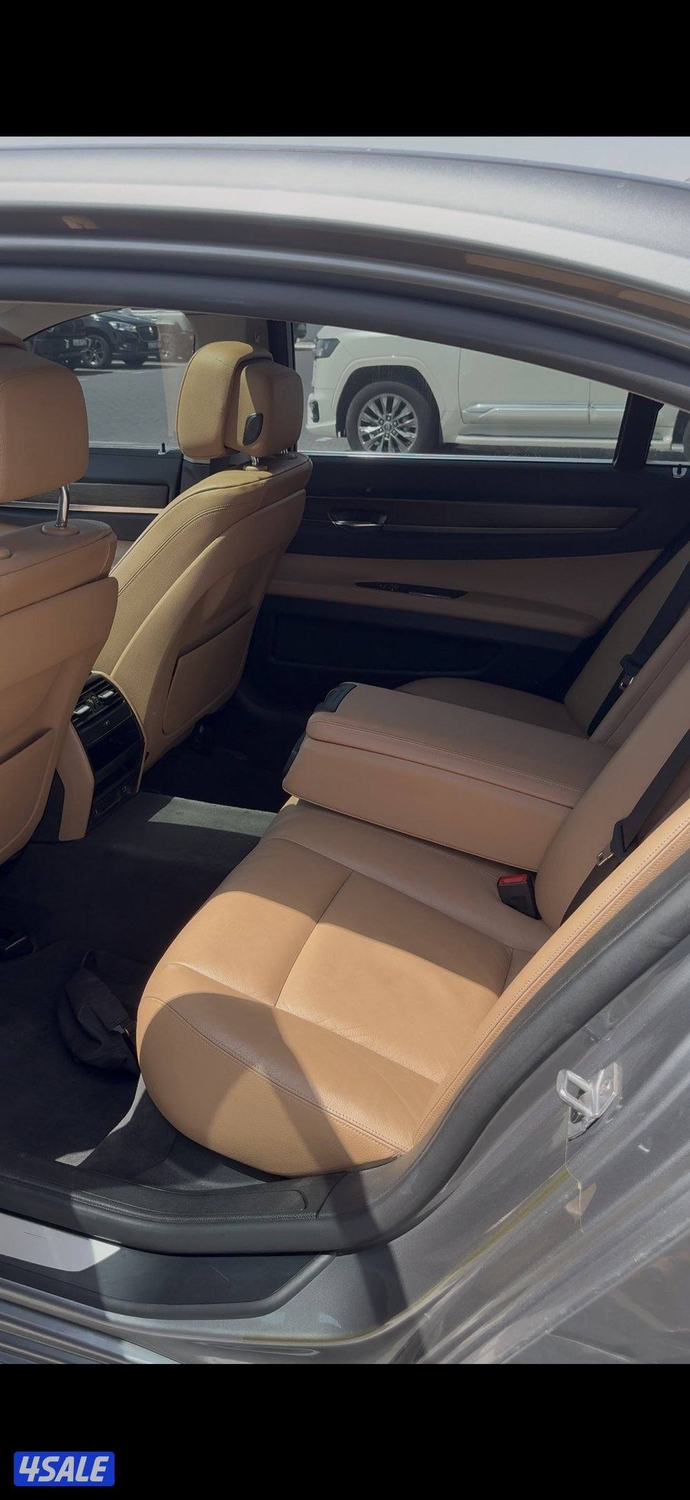 بي ام دبليو 7302