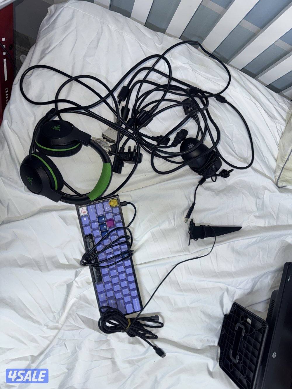 للبيع ست اب  كامل بحاله ممتازه او للبدل مع سيكل كهربا1