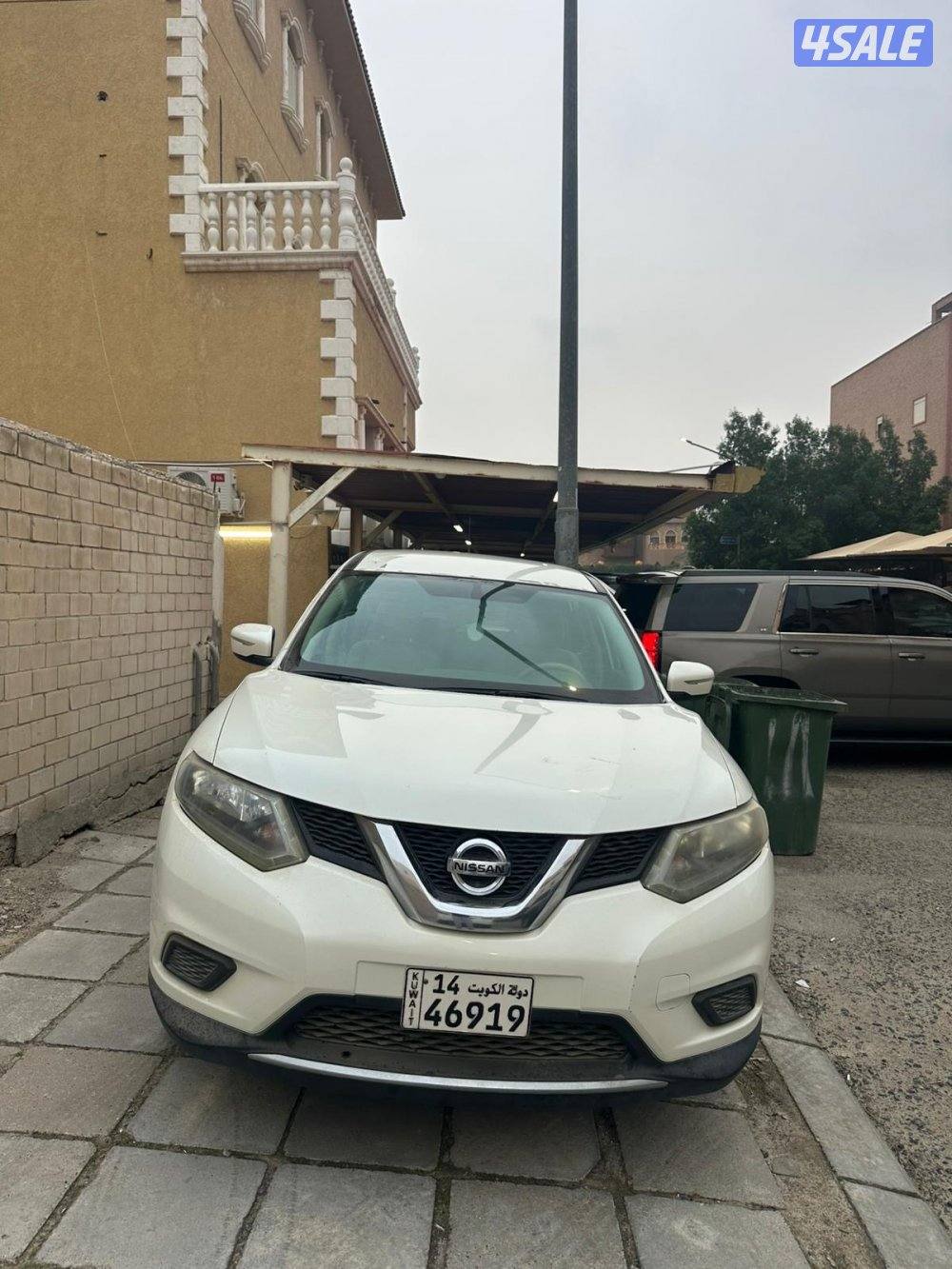 للبيع نيسان اكستيرا ابيض ٢٠١٦ نظيف0