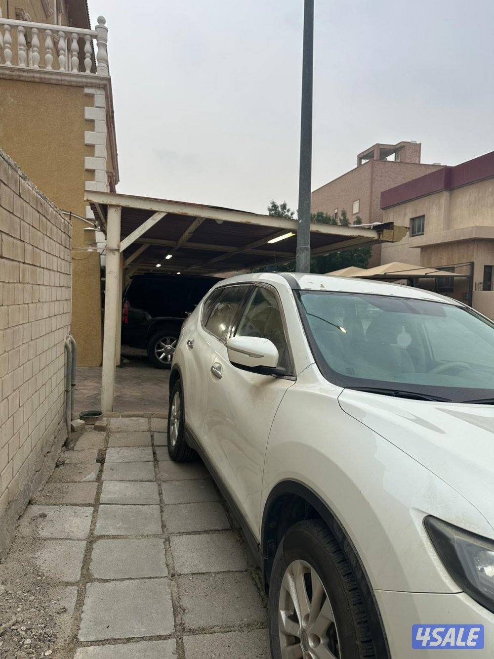 للبيع نيسان اكستيرا ابيض ٢٠١٦ نظيف2