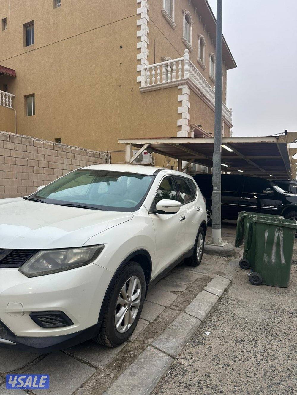 للبيع نيسان اكستيرا ابيض ٢٠١٦ نظيف4