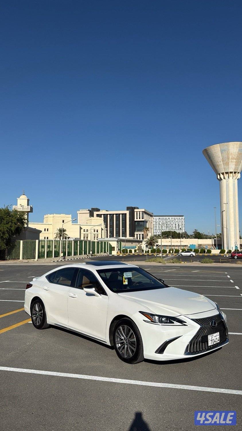 للبيع es-350 / 2020 الساير عداد ٧٣ الف0