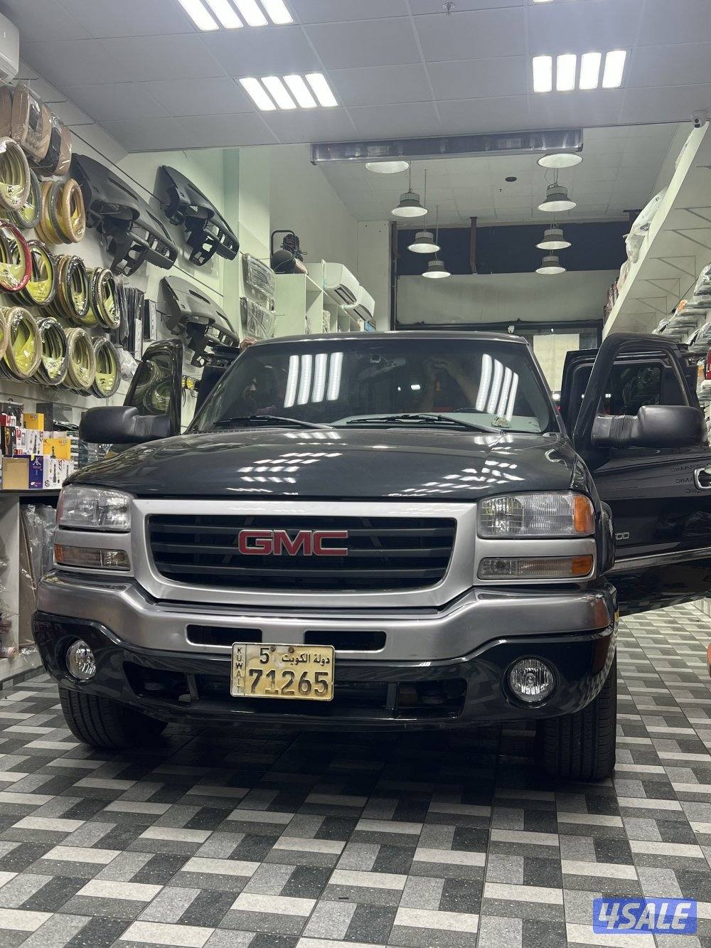 سييرا موديل 2004  قمارة و نص2