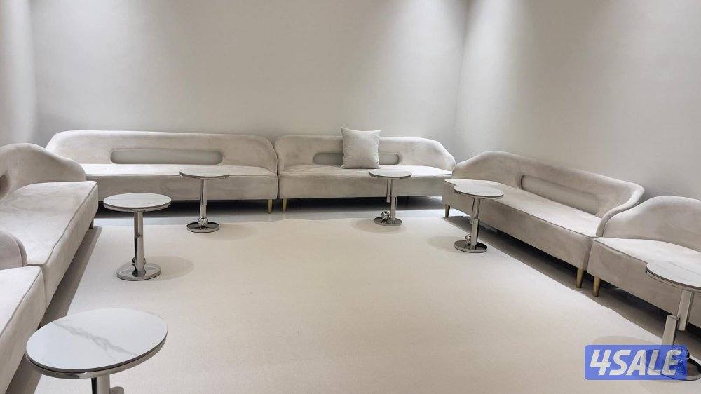 كراسي وطاولات وزينه وخدمات ضيافة وجميع مستلزمات الأفراح والمناسبات11