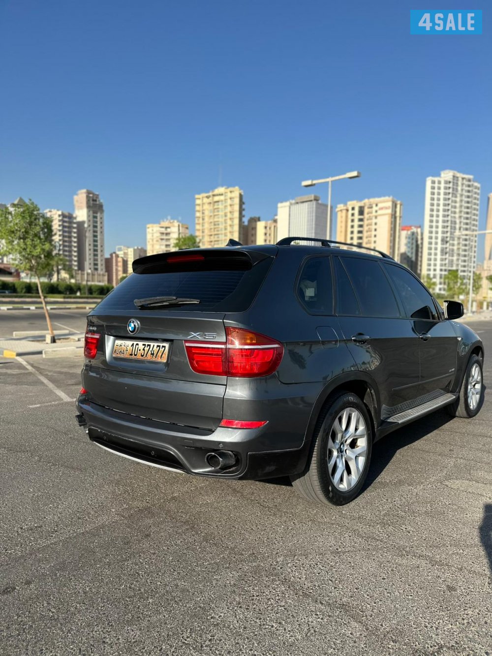 للبيع BMW موديل 2011 X52