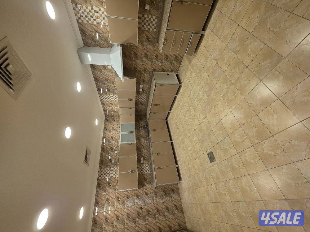 للايجار دور ارضي السلام2