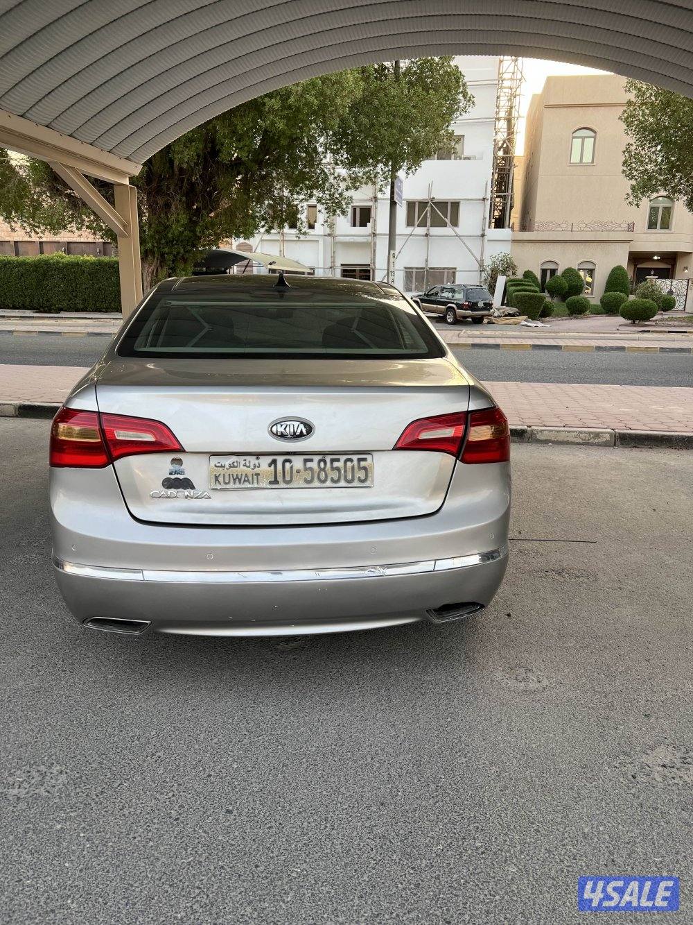 للبيع او للبدل كيا كادينزا 20122