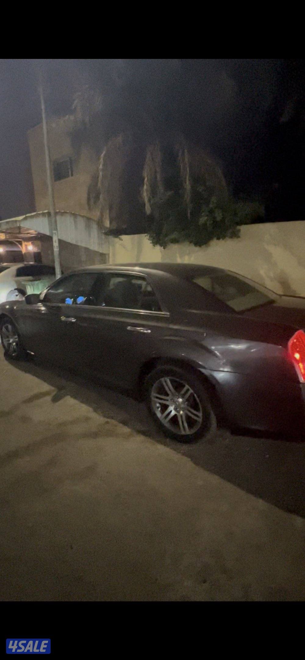 للبيع او للبدل كرايزلر C3003