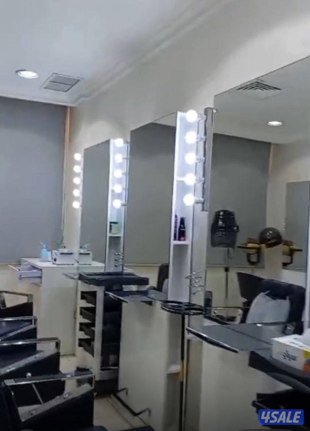 للبيع صالون نسائي في السالمية شارع المطاعم1