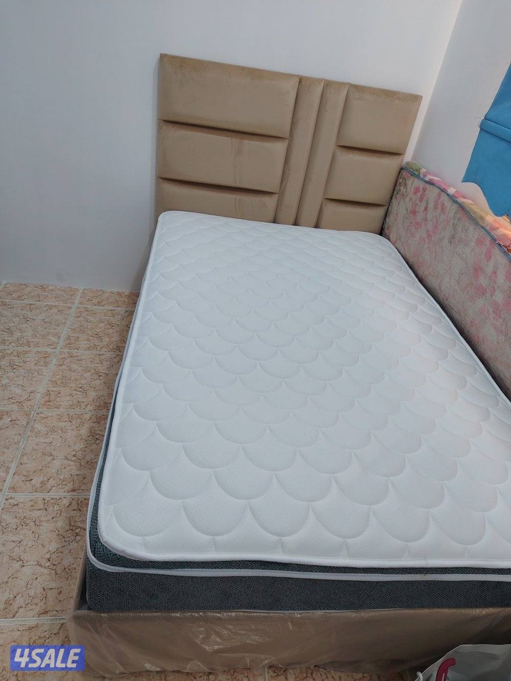 فرشات وسراير بكل الأحجام المقاسات وأرخص الأسعار وجميع الدزينات10