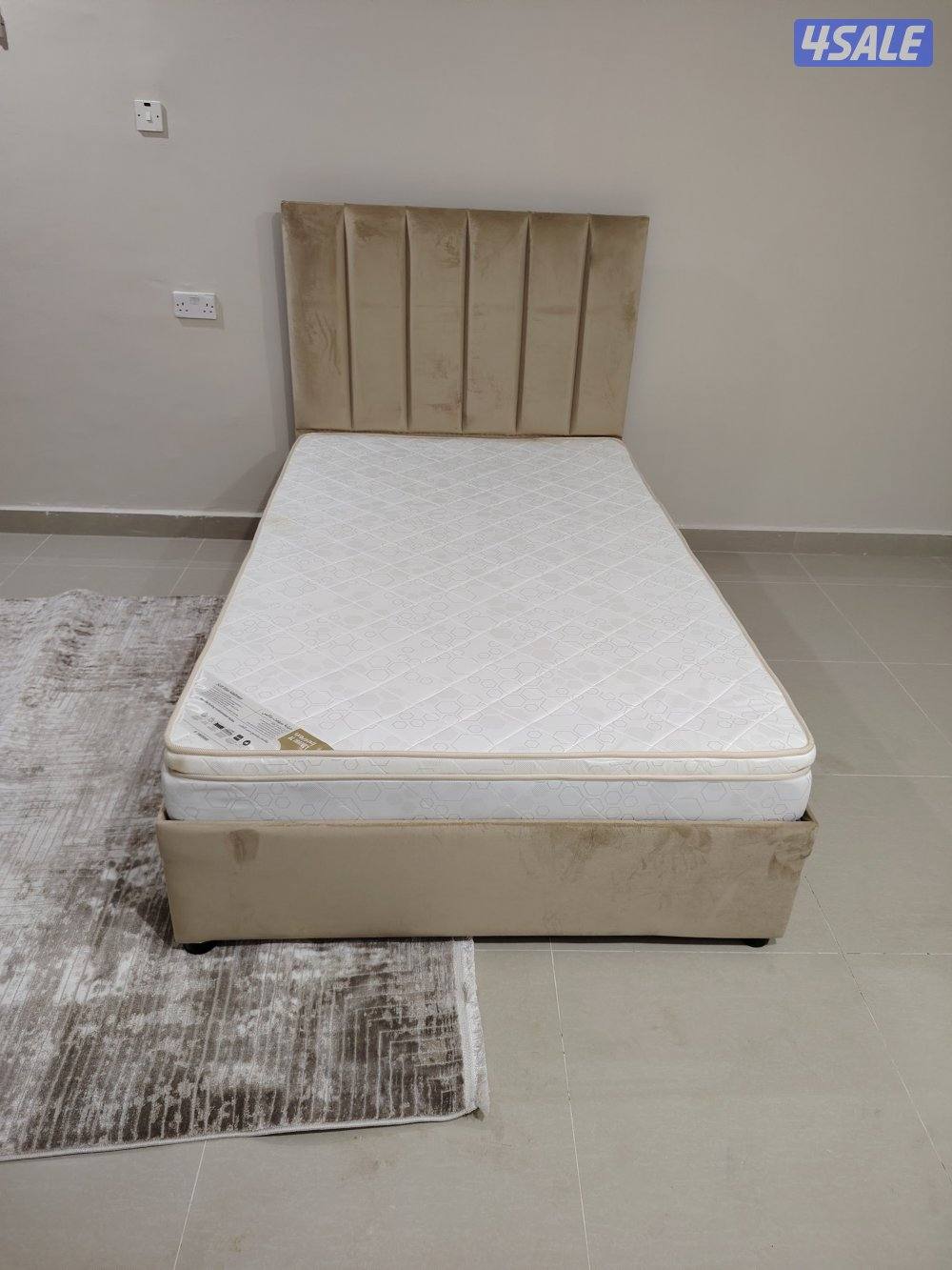 فرشات وسراير بكل الأحجام المقاسات وأرخص الأسعار وجميع الدزينات12