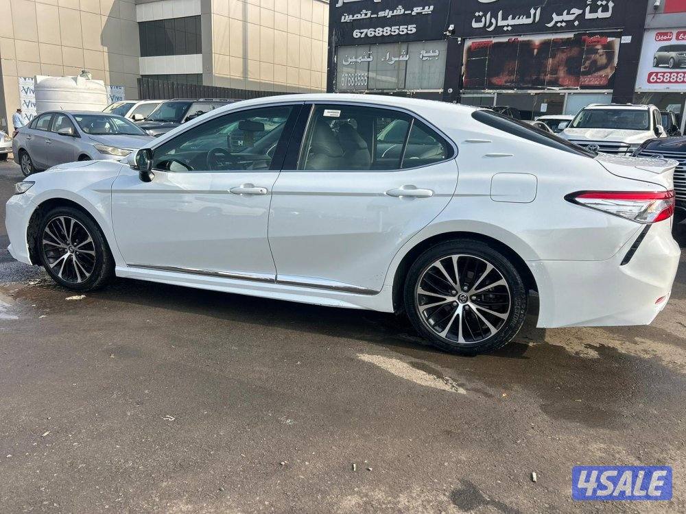 تيوتا كامرى -SE موديل 2019 ماشى 187.000 k.m3