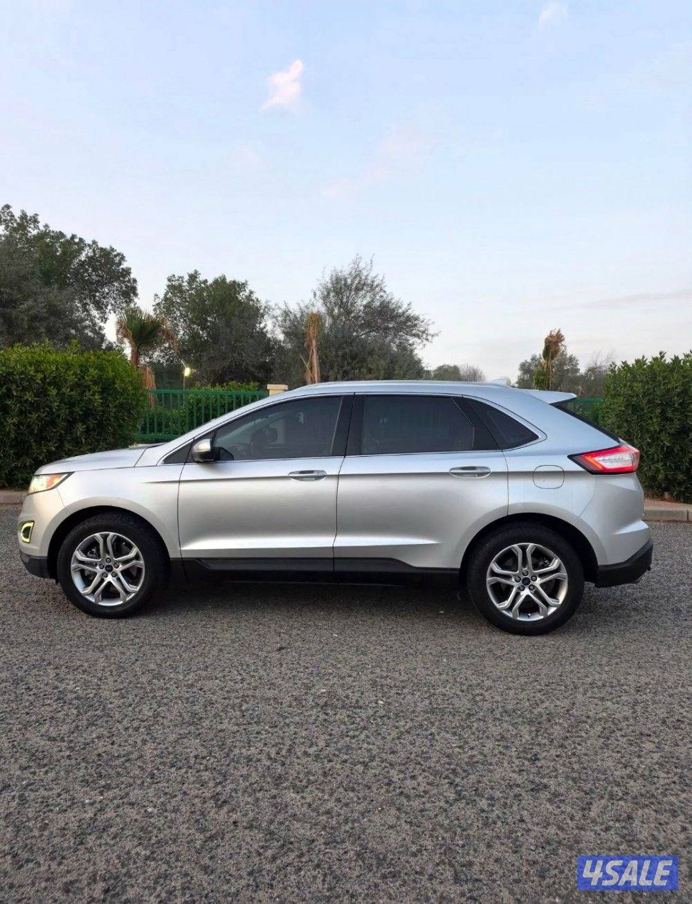 للبيع فورد ايدج تيتانيوم المالك الاول صبغ الوكالة1