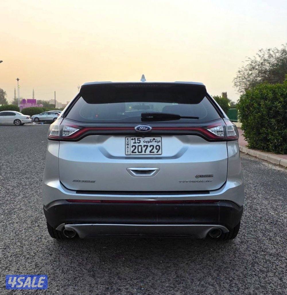 للبيع فورد ايدج تيتانيوم المالك الاول صبغ الوكالة3